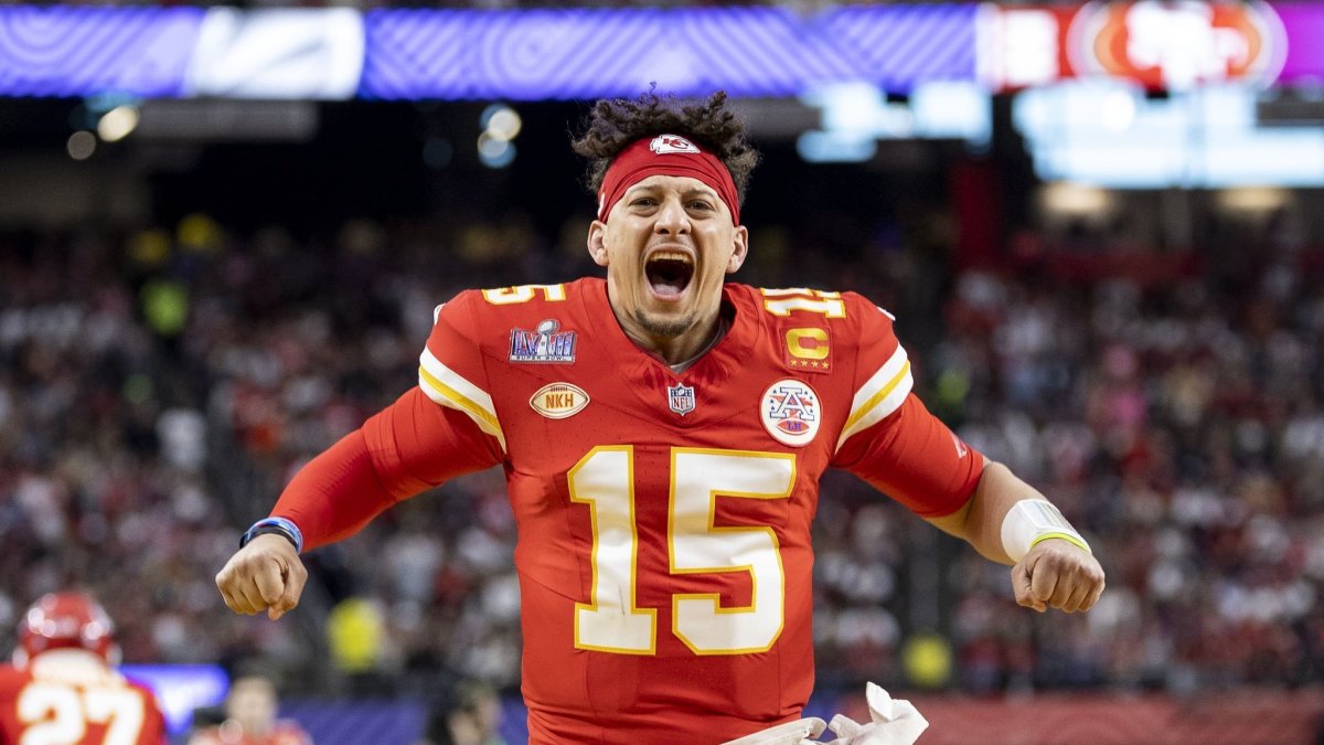 El jugador de los Kansas City Chiefs llega al Súper Bowl tras sumar 3.928 yardas lanzadas y 26 pases de anotación en la temporada regular.