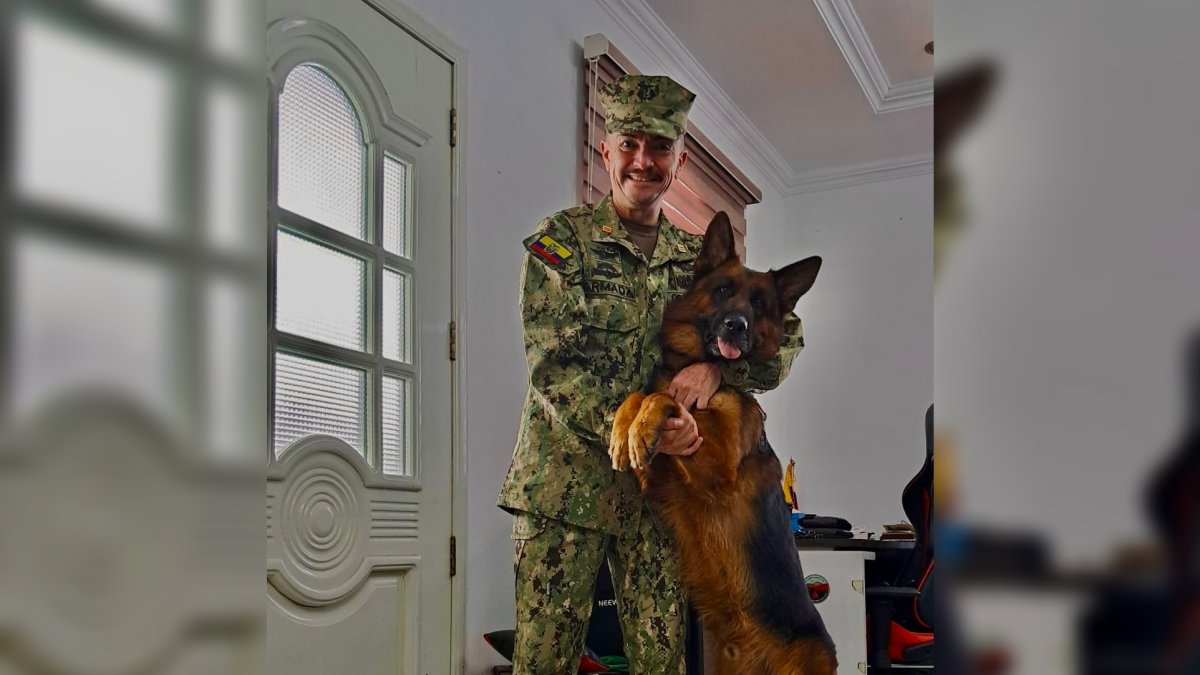 El capitán Edwin Ortega, de la Armada Nacional