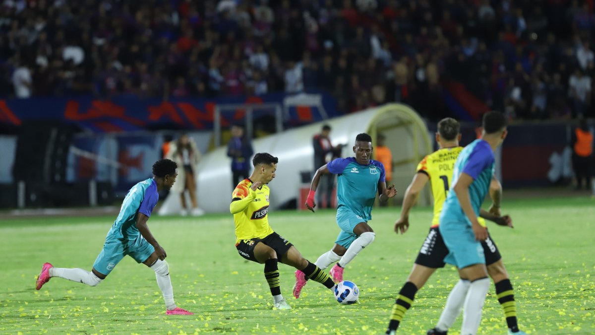 El Ídolo perdió 2-1 ante los Chullas en su fiesta de presentación jugado el 24 de febrero de 2024 en el estadio Olímpico Atahualpa.