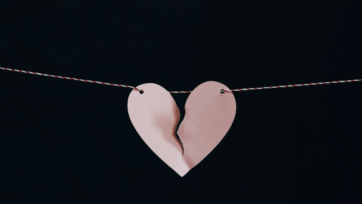 La ruptura sentimental puede ser un golpe emocional fuerte, pero es también una oportunidad para el autoconocimiento y la sanación.