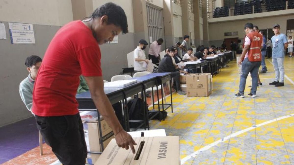 Más de 13 millones de ecuatorianos están convocados a votar el próximo 9 de febrero.