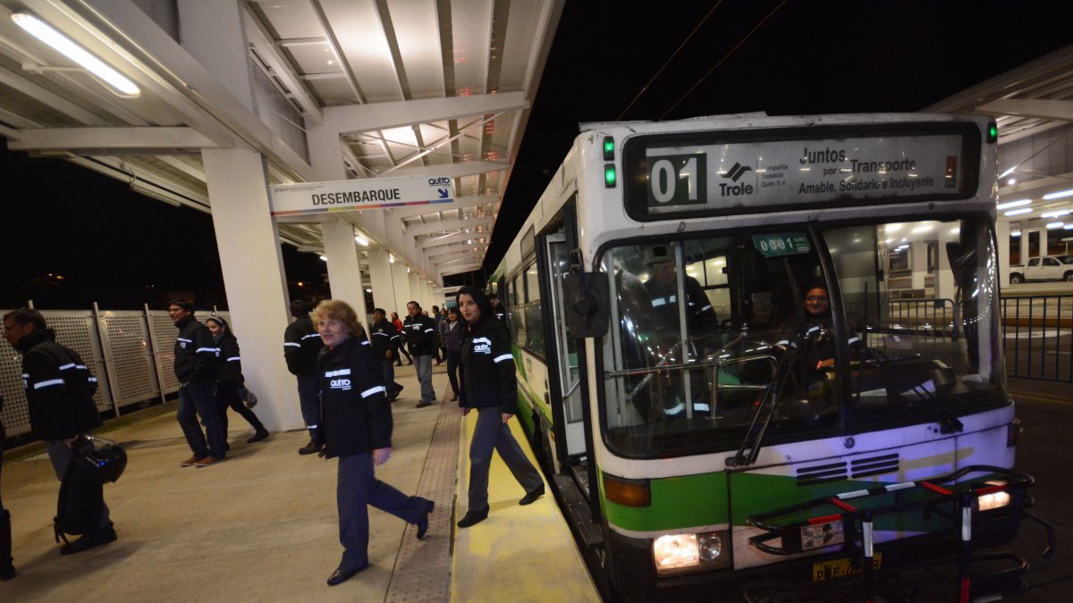 El Trole y Ecovía modificarán sus horarios durante las elecciones generales este 9 de febrero