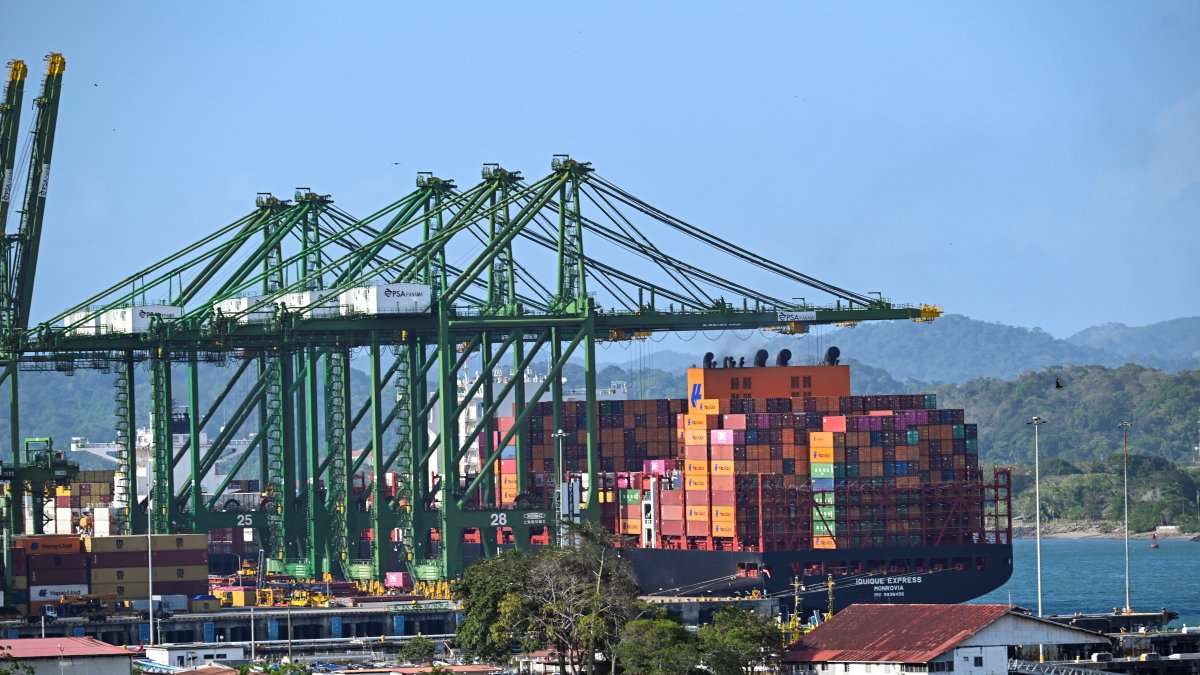 Por el canal  pasa el 40% del tráfico de contenedores de Estados Unidos.