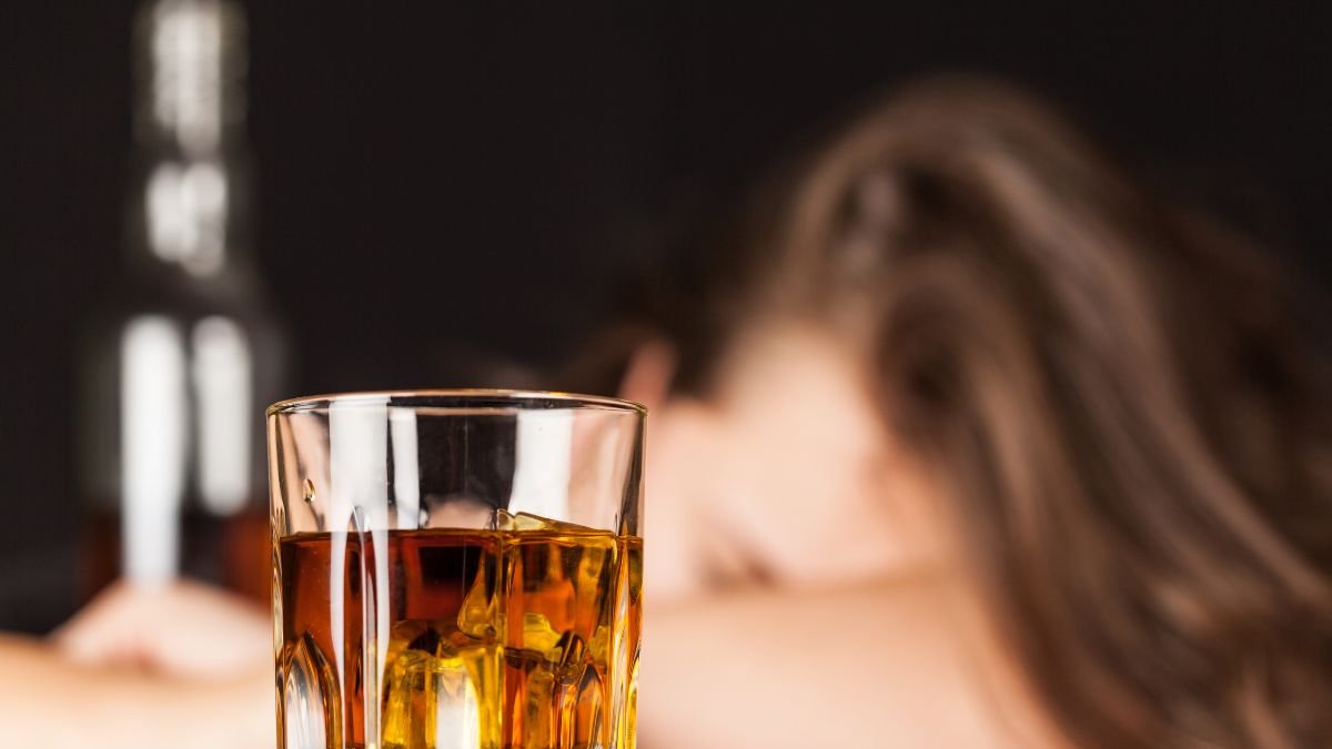 Referencial. Mientras rige la Ley Seca en Ecuador, los ciudadanos tienen prohibido vender y consumir bebidas alcohólicas.