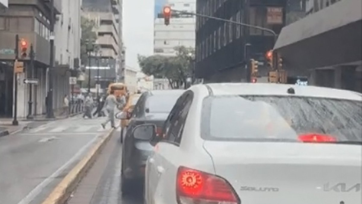 En el centro, el tráfico es desde ya más complejo que los días habituales. Las quejas van en aumento.