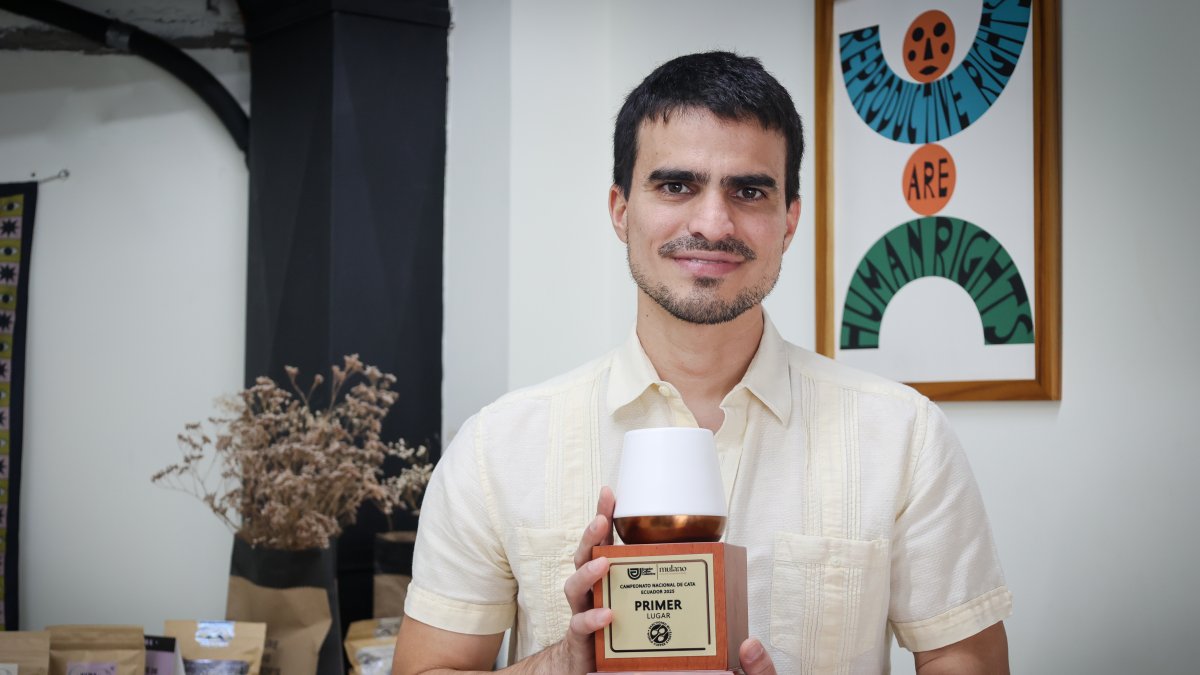 Juan Begué, Campeón Nacional de Cata de Café Ecuador 2025