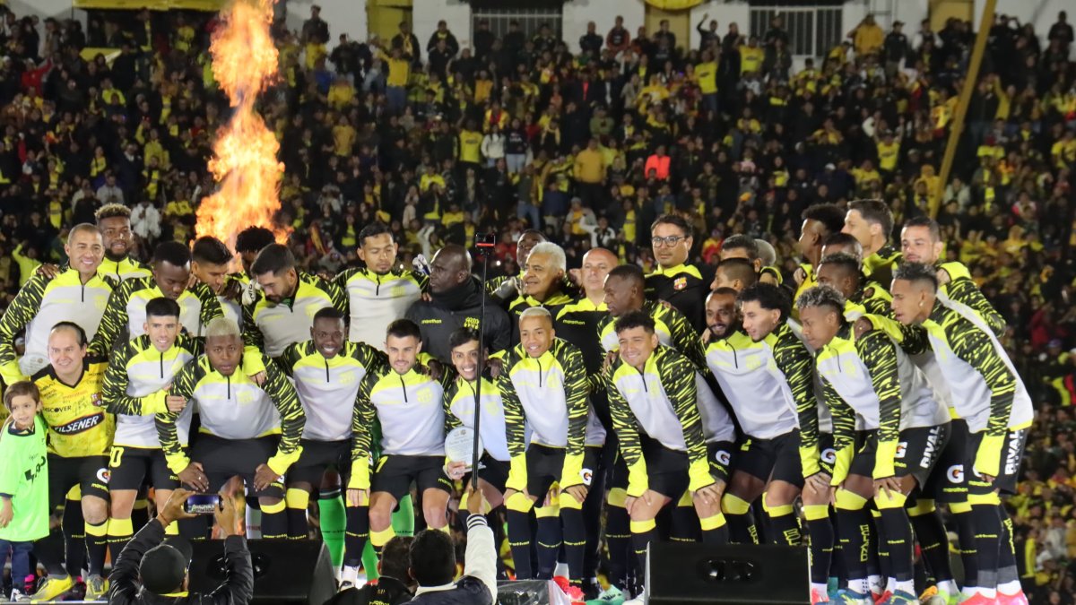 Plantilla del Barcelona SC 2025 en Quito.