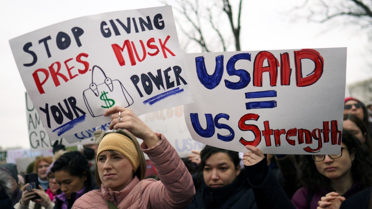 Distintas protestas se registraron en Washington, tras el anuncio del cierre de Usaid.
