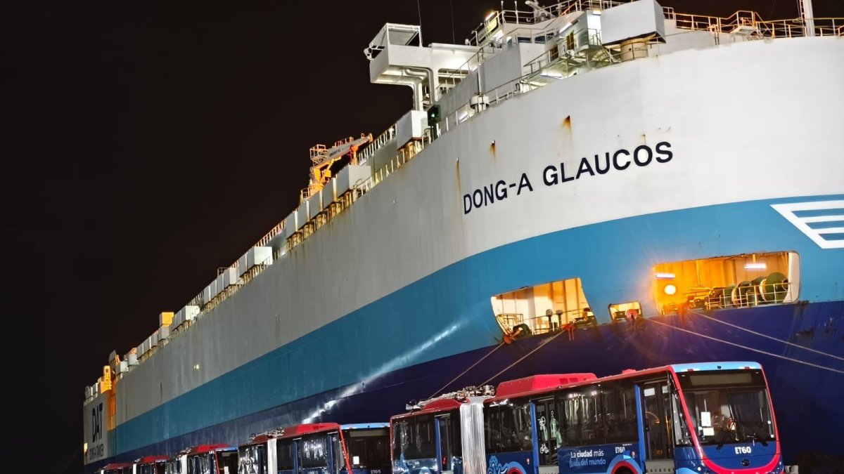 Capacidad. Los troles flamantes transportarán a 160 personas, cuando comiencen sus operaciones.