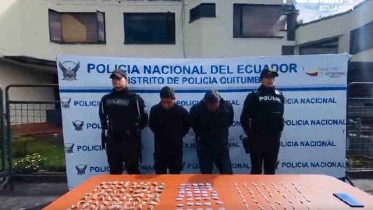 Un operativo en La Ecuatoriana, en el sur de Quito, dejó dos aprehendidos.