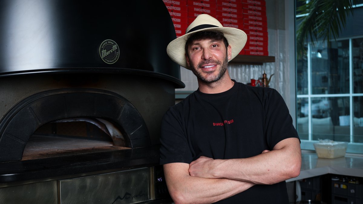 El chef italiano estuvo de visita en Guayaquil atendiendo una invitación de Pizzeria Diavolo Rosso.