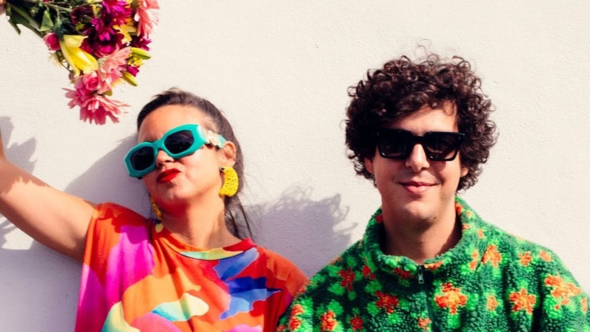 Rawayana y Bomba Estéreo son Astropical.