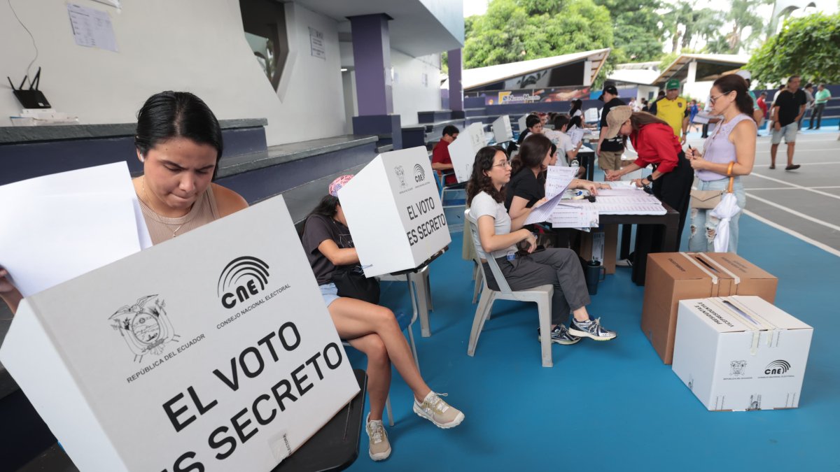 Este 9 de febrero, los ecuatorianos acudieron a las urnas a ejercer su derecho al voto.