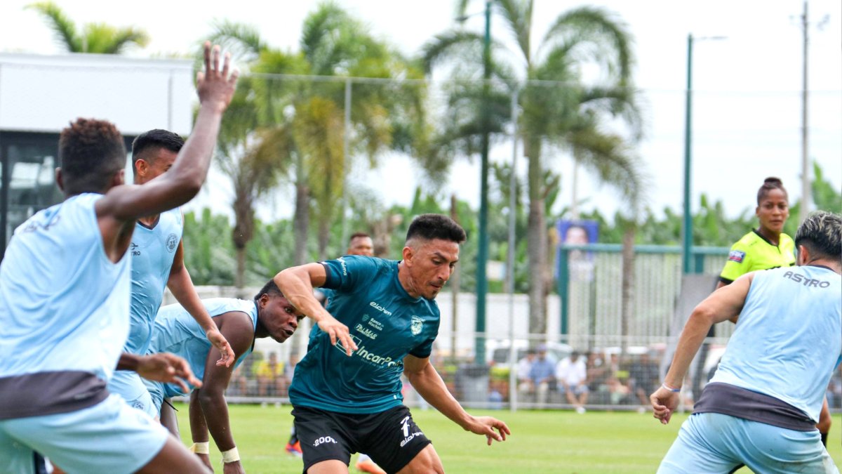 Ángel Mena es uno de los refuerzos estrella de la LigaPro de 2025.