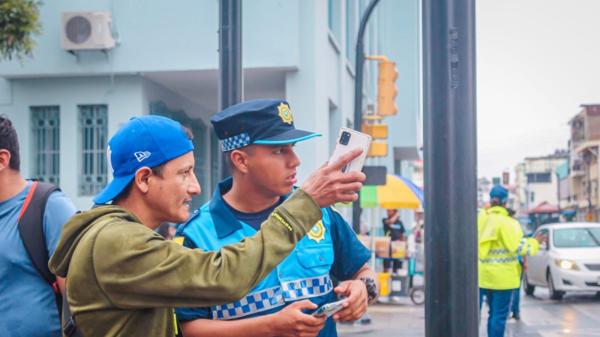 Situación. En la ciudad también se dieron atenciones médicas en recintos electorales.