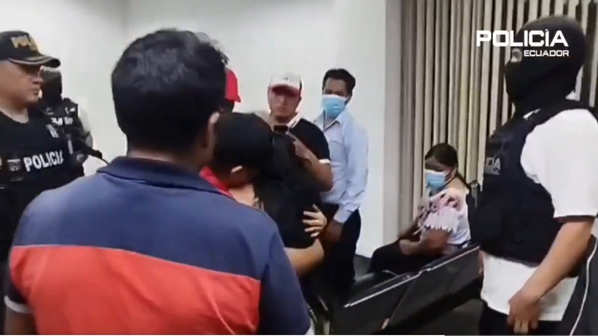 La mujer fue entregada a sus familiares.