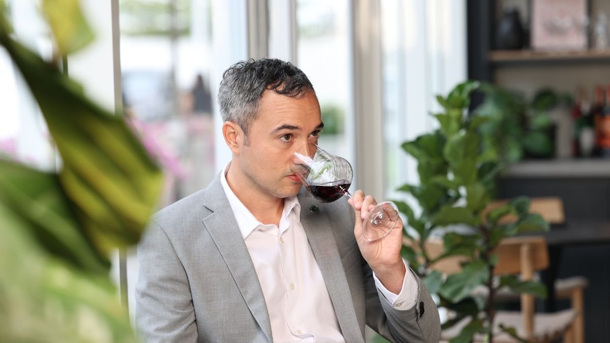 Guilhem Renaud representará a Ecuador en el concurso ASI Mejor Sommelier de las Américas 2025.
