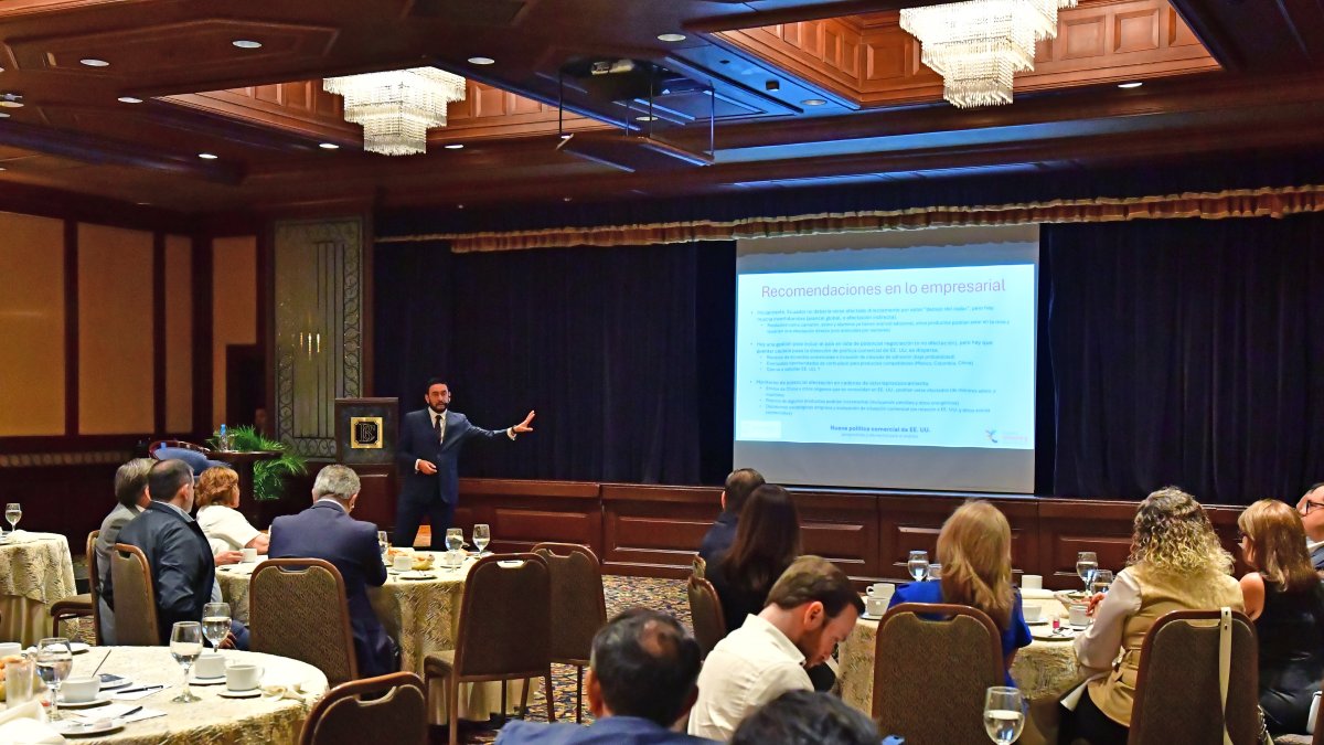 Charla. Empresarios y analistas se reunieron ayer en el Bankers Club para medir las posibles consecuencias. 