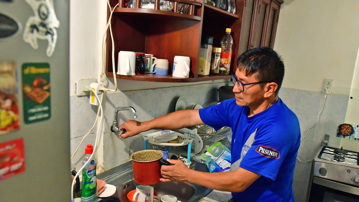 Afectación. Barrios como las etapas 13 y 14 de la Alborada, Samanes 3, La Carolita y Abdón Calderón se quedaron sin servicio de agua desde las 22:00 del lunes 10 de febrero.