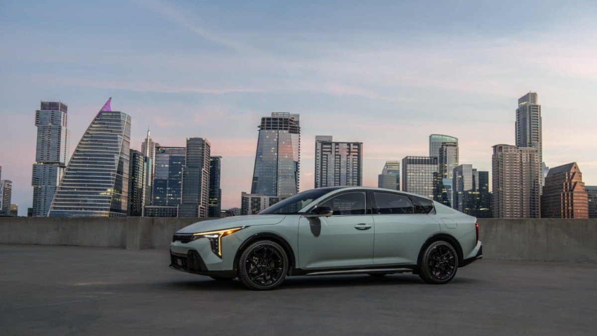 El Kia K4 destacó en la temporada por su diseño y confort.