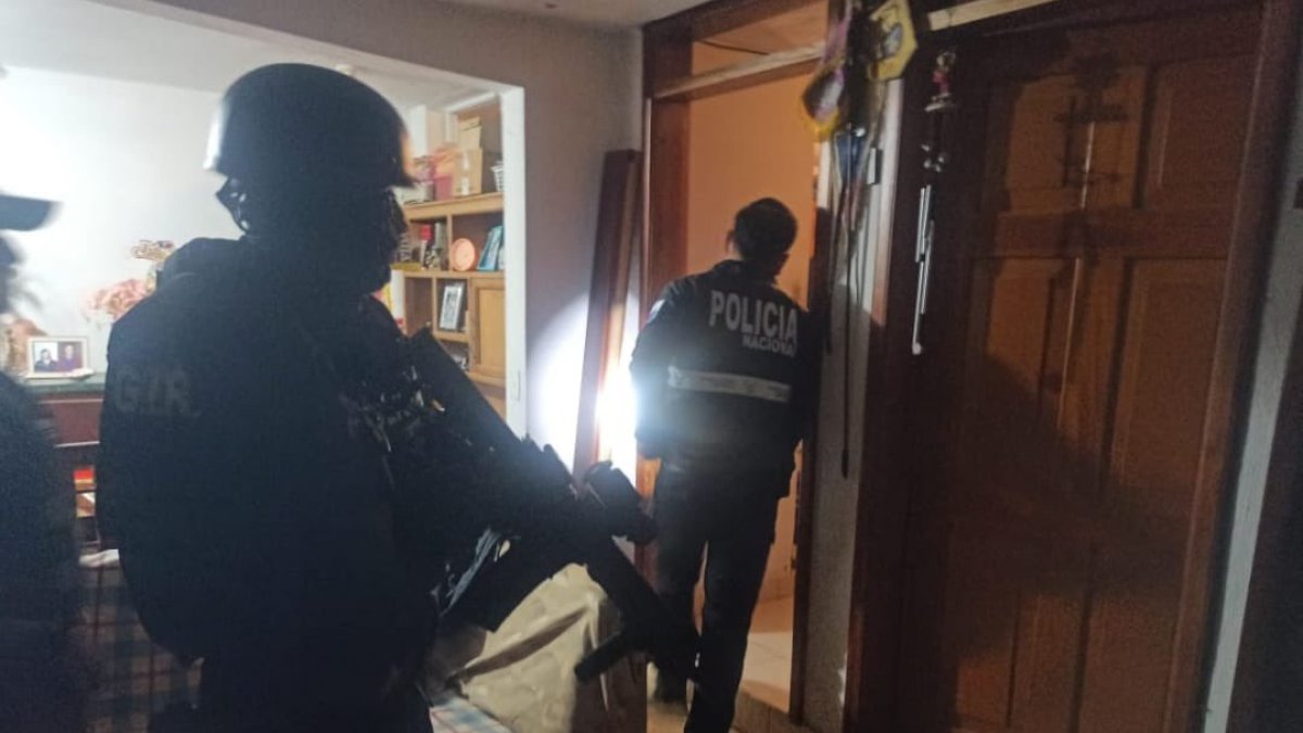 Operativo en Pichincha: Policía y Fiscalía intervienen en caso de corrupción dentro de la institución