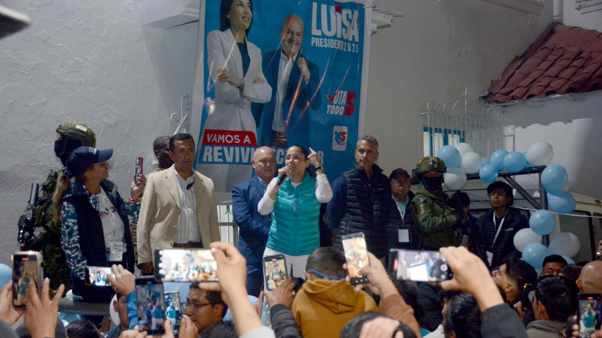 Luisa González quedó segunda por décimas tras las elecciones del 9 de febrero.