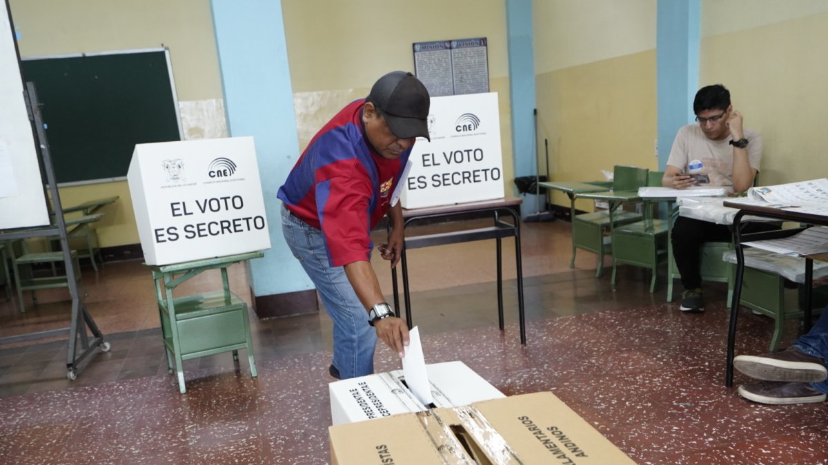 Más de 11 millones de ecuatorianos fueron convocados a votar el pasado 9 de febrero.