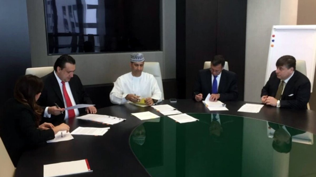 Dubai. En diciembre de 2016 se vendió 17 millones de barriles de fuel oil a Omán, pero al final se llevó Vitol.