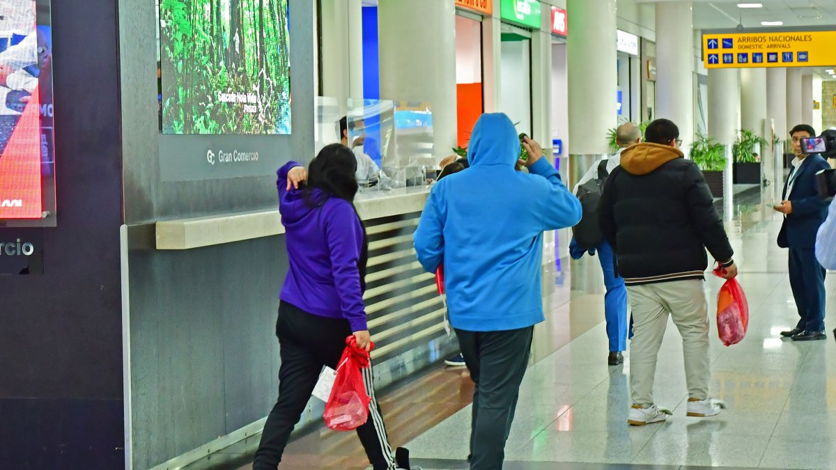 Migrantes. Más de 1.200 compatriotas han sido deportados desde Estados Unidos, tras las políticasde Trump.