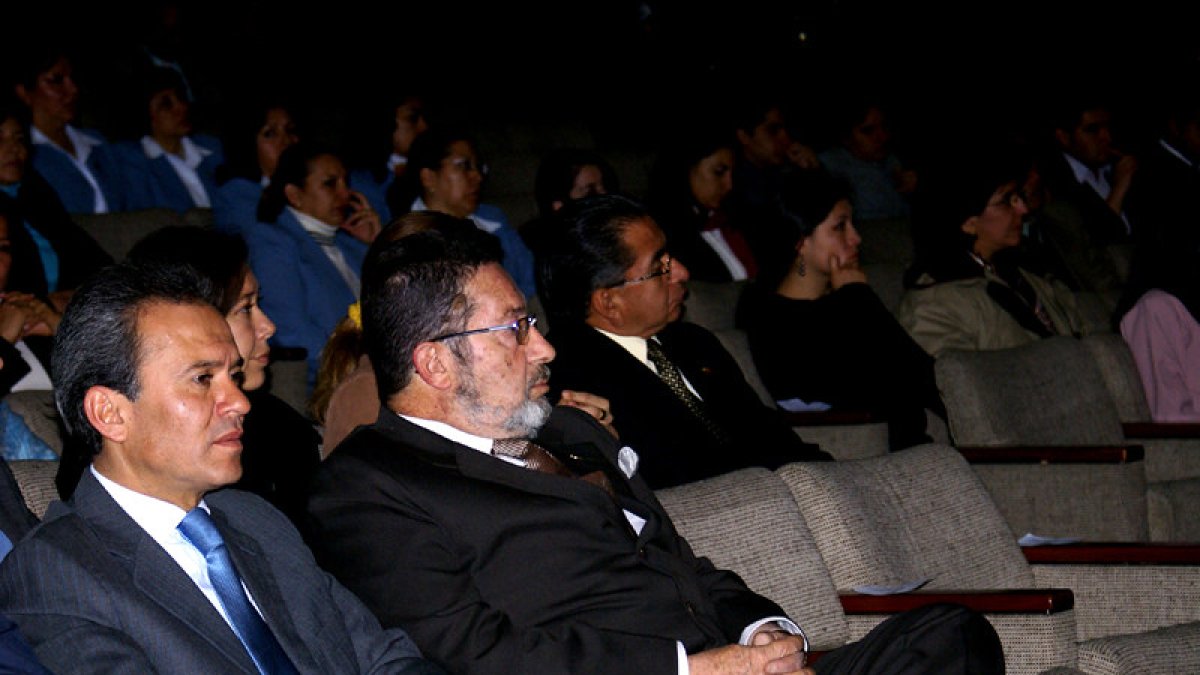 Andrés León Calderón fue vocal del extinto Tribunal Supremo Electoral (TSE).