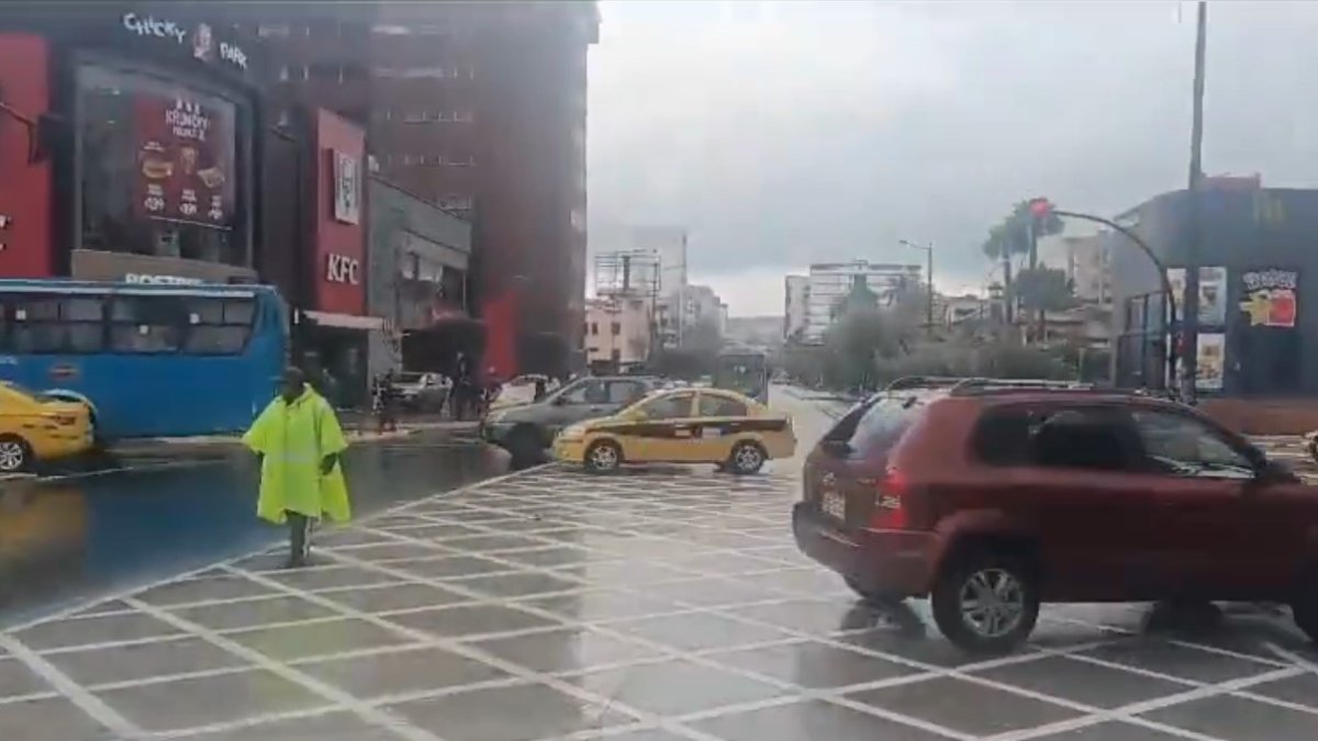 El accidente de este lunes afectó el tránsito entre las avenidas Patria y 6 de Diciembre, norte de Quito.