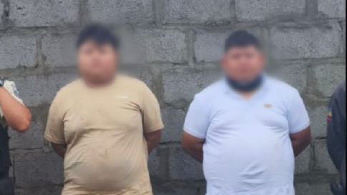 Hecho. Uno de los detenidos tiene antecedentes penales.