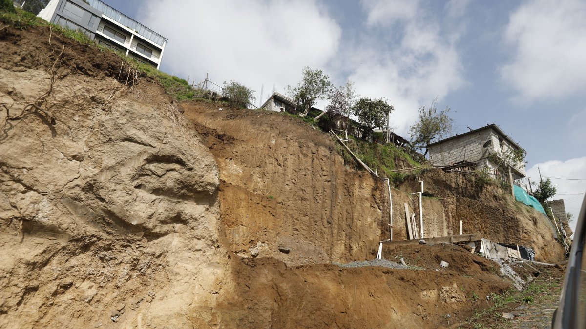 La nueva ordenanza municipal busca frenar el impacto ambiental en el volcán Ilaló