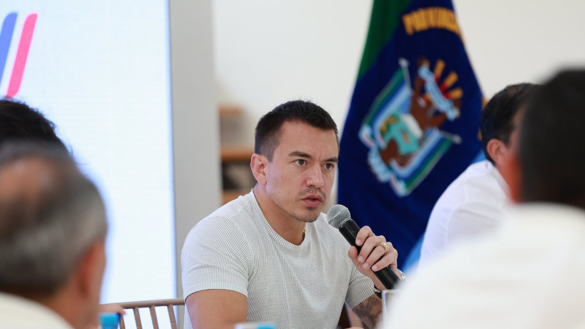 El presidente Daniel Noboa competirá en el balotaje con Luisa González.