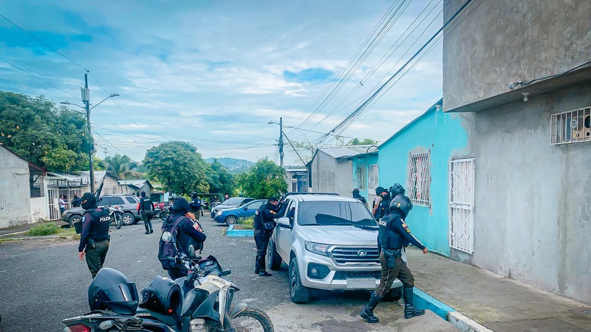 Se detectó el vehículo y se detuvo a una persona.