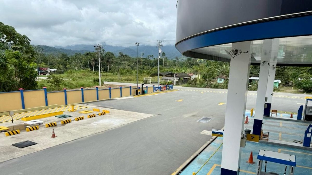 Varias gasolineras en el sur del país fueron allanadas como parte de las investigaciones en el caso Triple A.