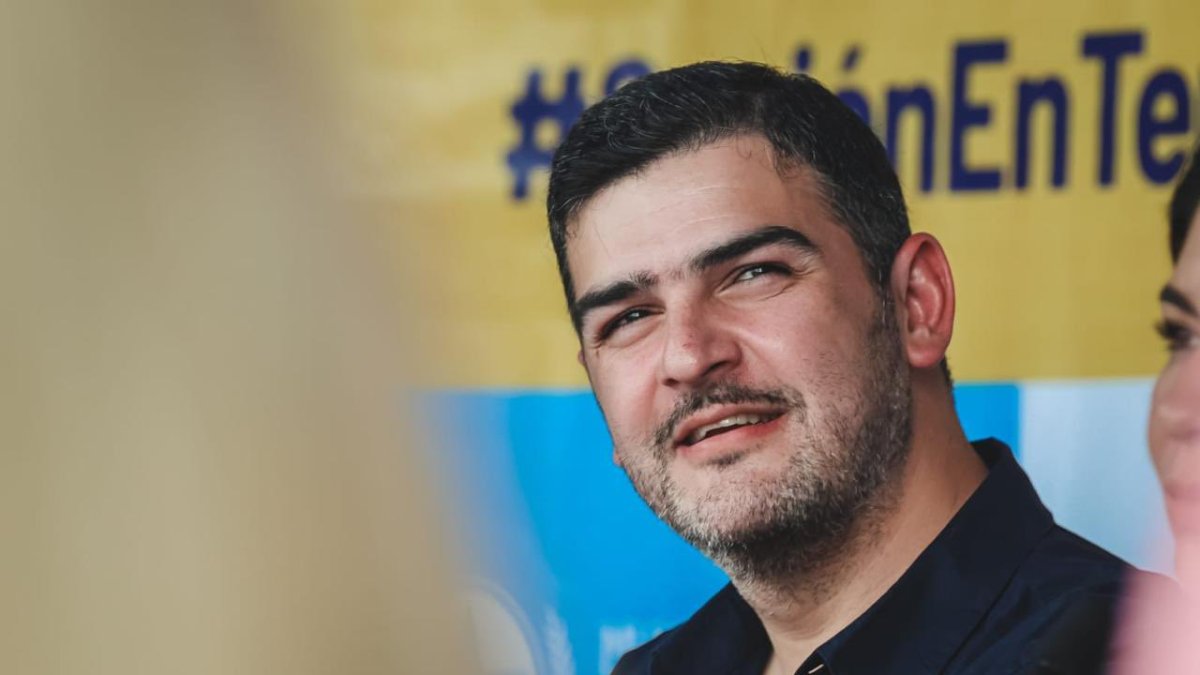 Aquiles Álvarez es investigado por presunta comercialización ilegal de combustible.