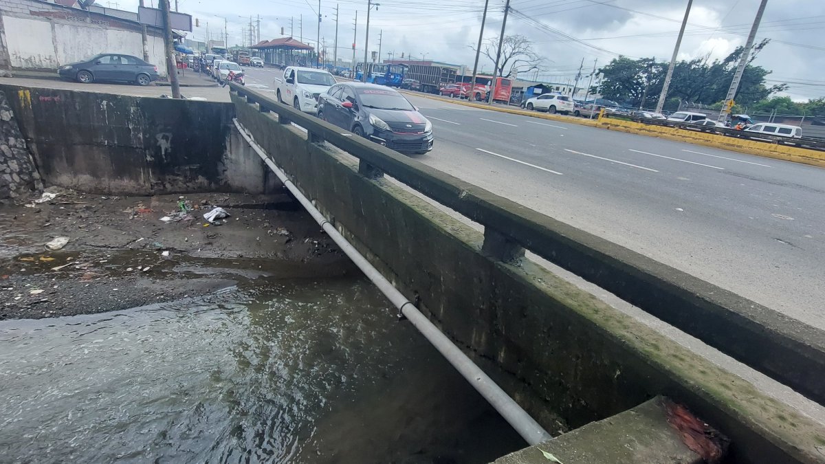 El canal en la cooperativa San Francisco donde fue hallado el cuerpo del menor.