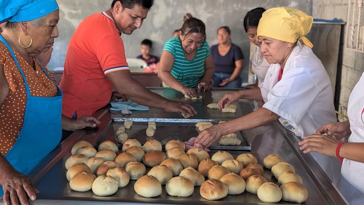 ONG. La fundación Acción Solidaria trabaja capacitando a personas vulnerables en distintas ciudades del país.