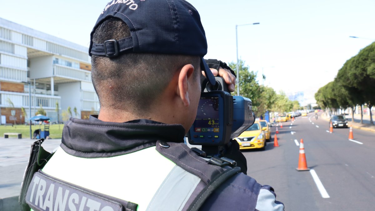 Los controles de velocidad se intensificarán en la avenida Simón Bolívar y Ruta Viva