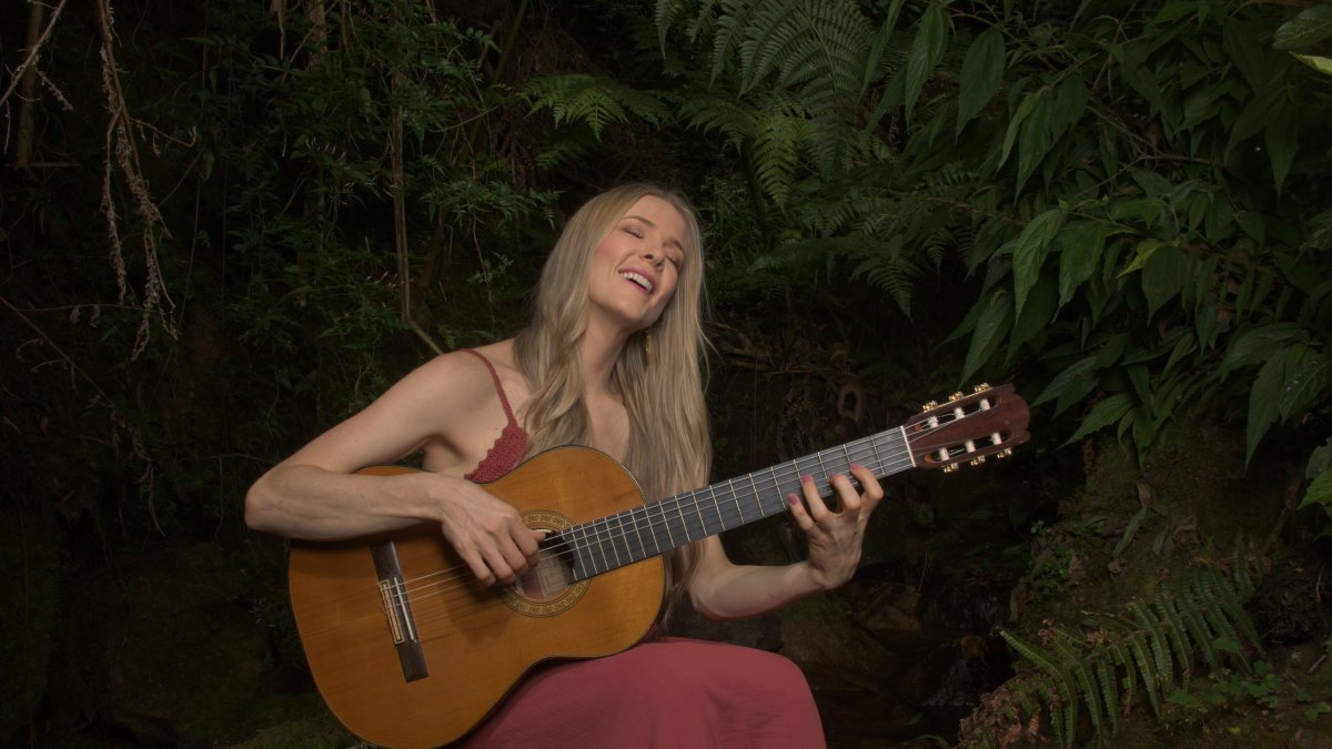 La artista colombo irlandesa es conocida por sus bambucos, pasillos y boleros.