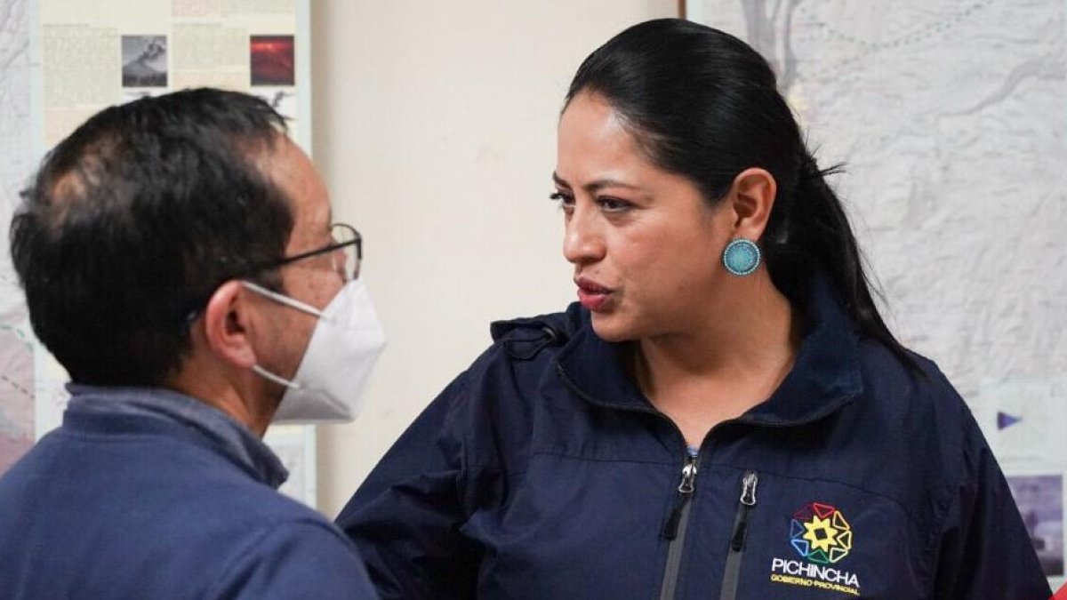 Paola Pabón señaló que manifestará al Ministerio de Finanzas el rechazo a la propuesta del pago en bonos.