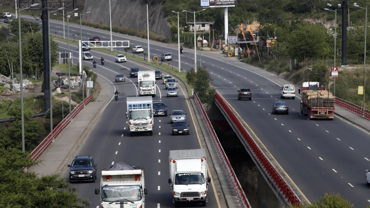 Ruta Viva. Con 50 mil vehículos diarios, entre los kilómetros 4 y 6 registra alta siniestralidad.