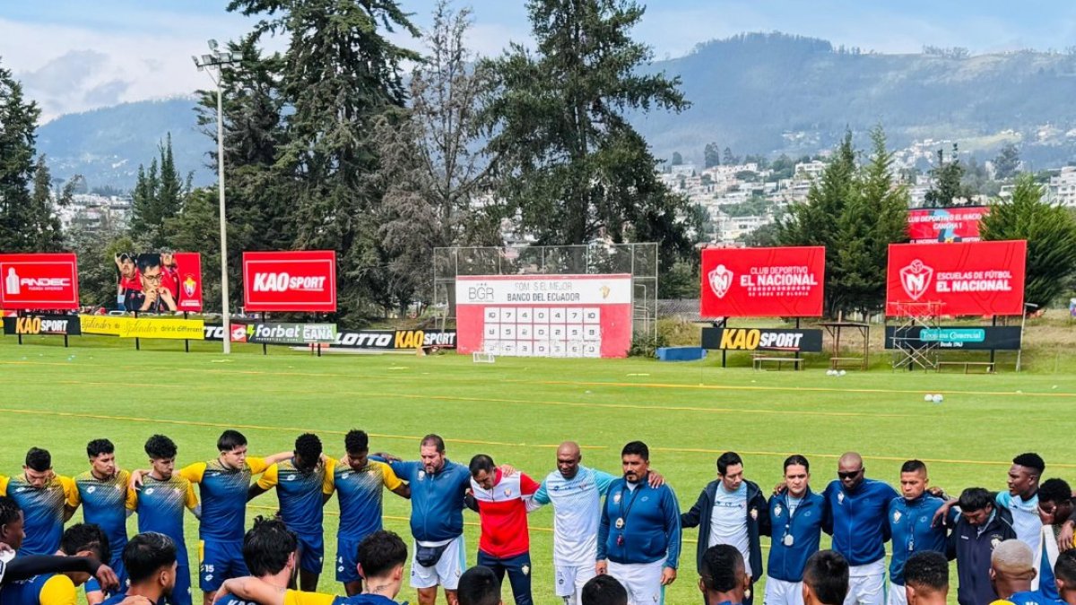 A los jugadores recién se les pagó los sueldos de enero.