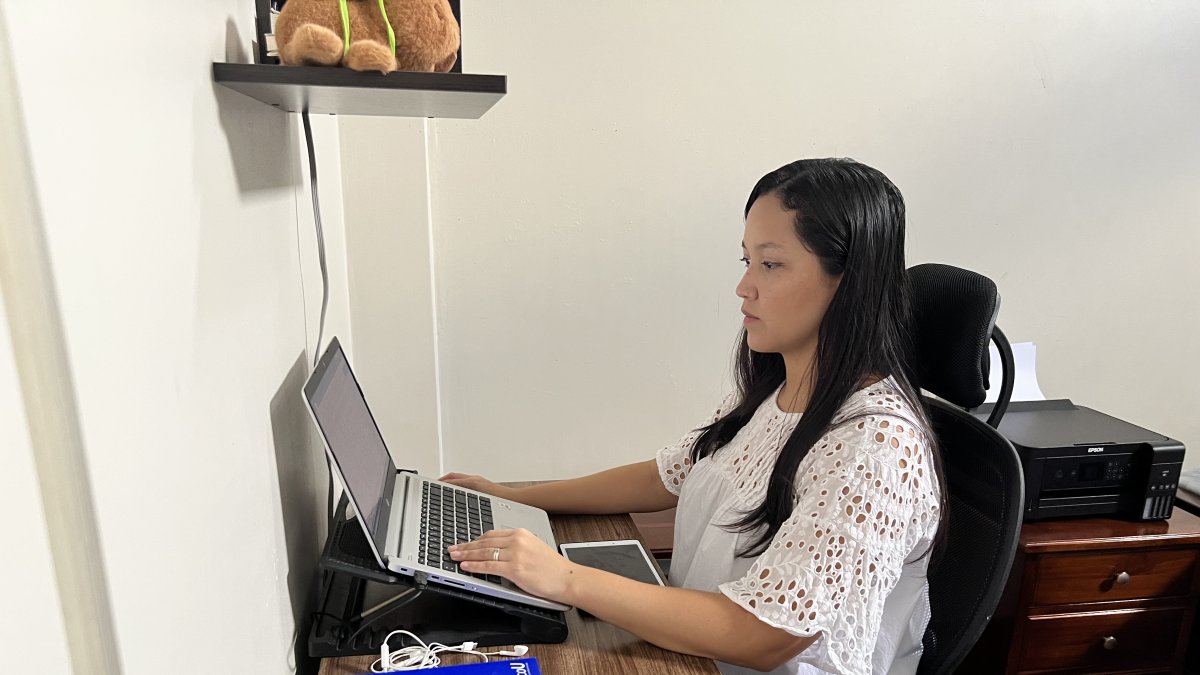 Teletrabajo. A partir del 2020, varios empleados de la empresa Telconet trabajan desde sus hogares.