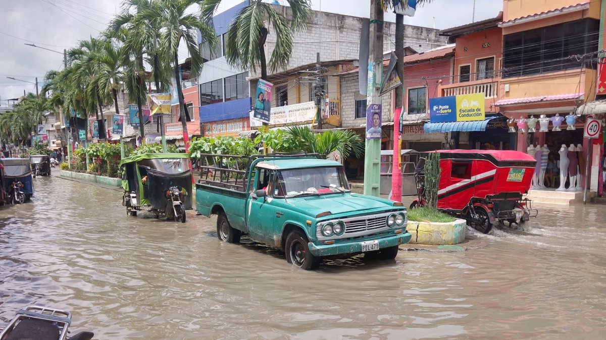 En Salitre, las población sufre los efectos de las lluvias.
