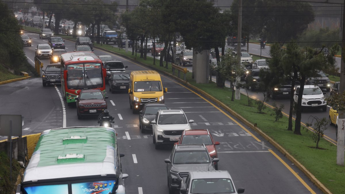 La medida vial se aplica en la capital de lunes a viernes en dos horarios para reducir el tráfico vehicular.