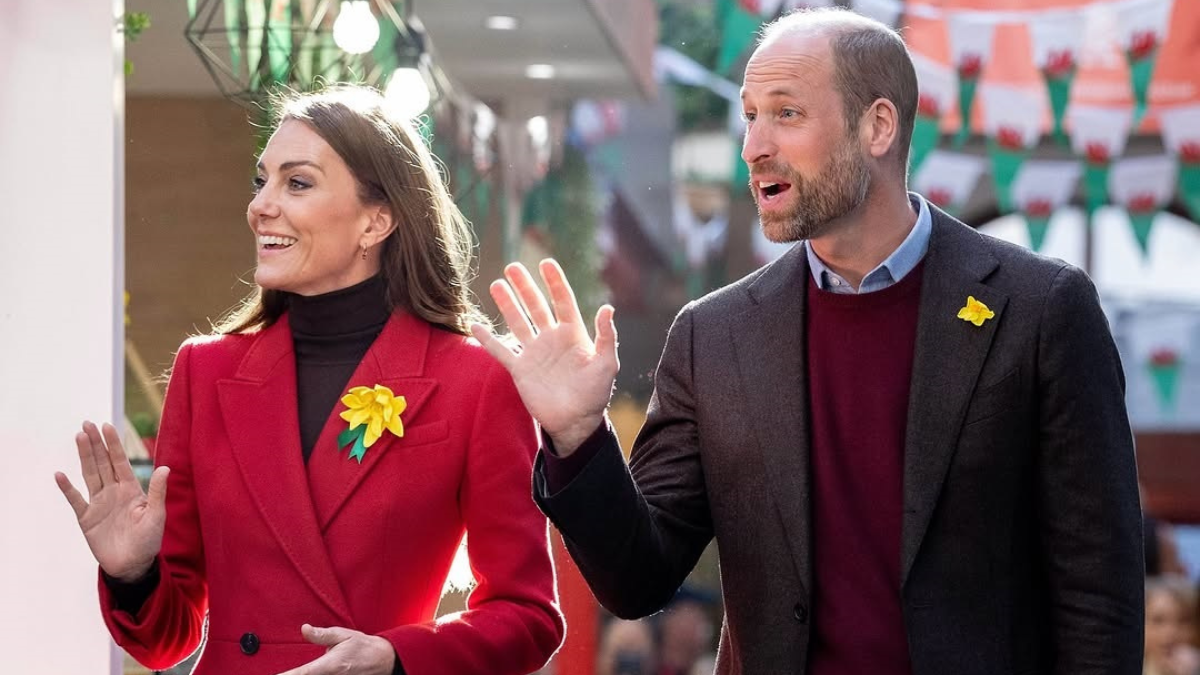 El Príncipe William y Kate Middleton regresan a Gales.