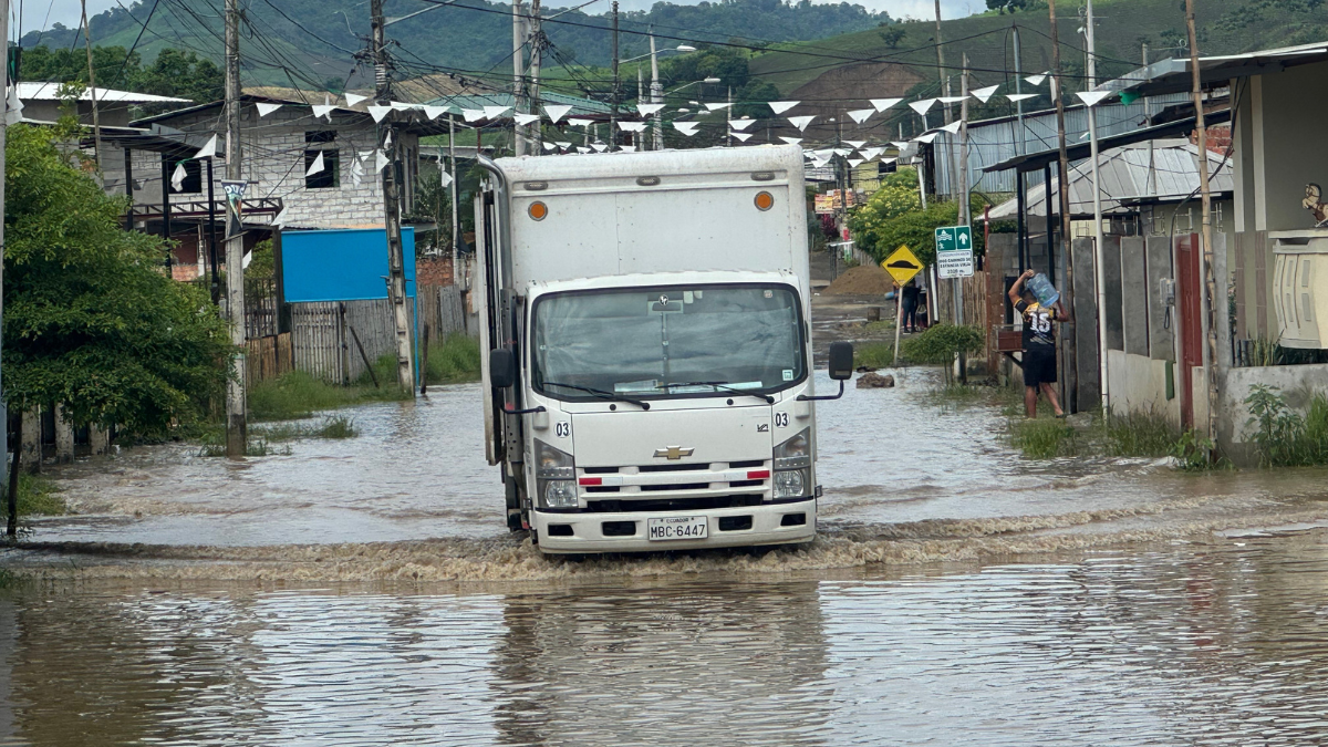 Desbordamiento del río Portoviejo.