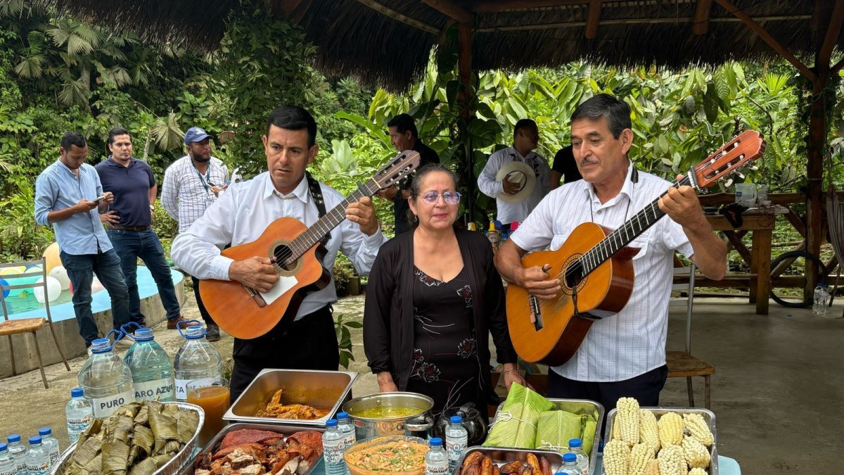 El Trío Montalvino será el encargado de llevar el himno carnavalero en este feriado.